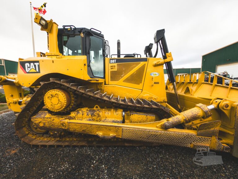 2004-d8t-4