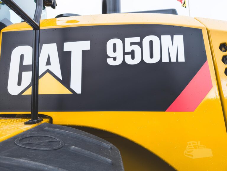 2015-950M-8